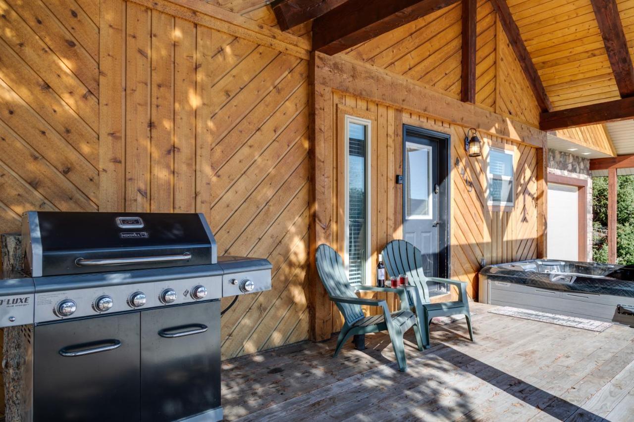 Huckleberry Hollow By Kabino Hot Tub Firepit Ps2 Satellite Grill Wifi Golf Course Island Park Exterior foto